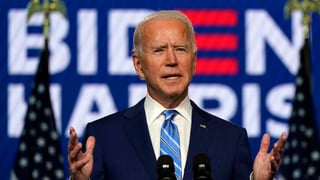 El presidente electo de Estados Unidos, Joe Biden, se declaró este sábado 'honrado de haber sido elegido para liderar' el país, en un tuit después de que las proyecciones de los principales medios de comunicación le dieran la victoria. 
(ARCHIVO)