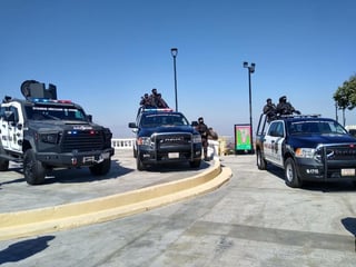 Un total de 13 unidades equipadas fueron entregadas por el gobernador del estado Miguel Ángel Riquelme, a la Policía municipal de Saltillo, con las cuales sumarán un total de 206 unidades que estarán a disposición de los trabajos de seguridad. (PERLA SÁNCHEZ)