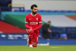 Mohamed Salah se podría perder dos juegos con el Liverpool, en la Premier ante Leicester, y en Champions frente al Atalanta. (AP)