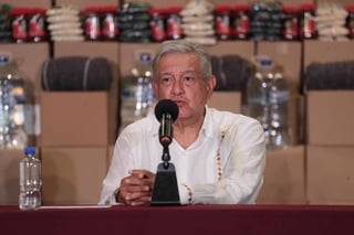 El presidente Andrés Manuel López Obrador recomendó al exgobernador de Nayarit, Roberto Sandoval, presentarse ante las autoridades, luego de que se emitió una orden de aprehensión en su contra por los delitos de peculado y ejercicio indebido de funciones. (ARCHIVO)