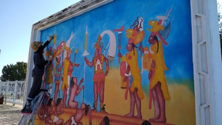La administración municipal de Piedras Negras lleva a cabo la restauración de 36 murales que se localizan en la Plaza de las Culturas y que muestran imágenes referentes a tres culturas prehispánicas. (ARCHIVO)