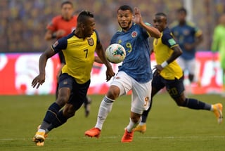 Con goles para todos los gustos, Ecuador arrasó el martes 6-1 a Colombia y se encumbró en la parte alta de la tabla de posiciones al final de la cuarta fecha de las eliminatorias mundialistas de Sudamérica. (ARCHIVO)