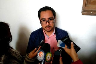 Noé Ruiz Malacar, integrante de la comunidad LGTBI y San Aelredo. A.C. informó que aunque esto llevaría a la entidad a ser el tercer estado con una ley para ello, aún no se encuentra sensibilizado al respecto.(ARCHIVO)