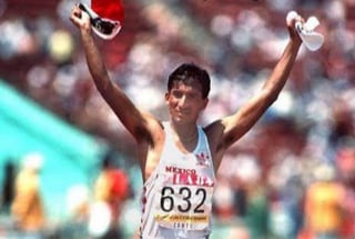 Fallece el medallista olímpico mexicano Ernesto Canto. (ESPECIAL)