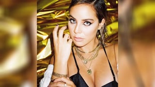 Gabriela Berlingeri, novia del artista urbano puertorriqueño Bad Bunny, ha lanzado a la venta su primera colección de joyas, 'Memoir', bajo su línea de joyería, Diciembre Veinteinueve (D29). (ESPECIAL) 