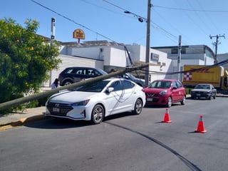 Fue alrededor de las 12:00 horas que se reportó el accidente, en la calle Jiménez, entre el bulevar Independencia y Constitución. (EL SIGLO DE TORREÓN)