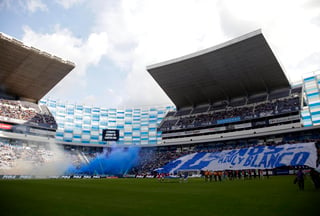 El gobernador de la Puebla, Miguel Barbosa Huerta, confirmó que en las próximas horas cuando se analice la posibilidad de reabrir el Estadio Cuauhtémoc para la afición de cara al duelo de cuartos de final del Guard1anes 2020 ante León. (JAM MEDIA)
