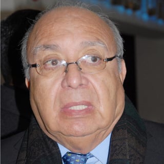 A la edad de 78 años falleció esta madrugada el político lagunero Juan de Dios Castro Lozano.
(ARCHIVO)