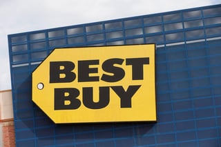 La cadena de tiendas de tecnología Best Buy puede ser la primera de varias empresas decidan detener sus operaciones en México, dijo la economista en jefe de Banco Base, Gabriela Siller. (AP)
