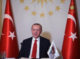 El presidente turco Recep Tayyip Erdogan dijo el miércoles que una vacuna contra el COVID-19 creada en Turquía podría utilizarse a partir de abril. (EFE)