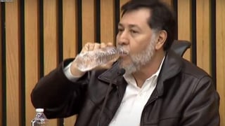 Fernández Noroña ha declarado que el uso de cubrebocas 'es una medida absurda, ridícula e ineficiente'. (ESPECIAL)