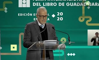 Al inaugurar la Feria Internacional del Libro de Guadalajara 2020, Raúl Padilla, presidente del Comité organizador, dijo que la FIL nació y se ha consolidado a pesar de muchas cosas pero nunca en contra de personas o instituciones.  (ESPECIAL) 
