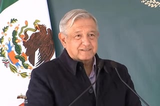 El presidente Andrés Manuel López Obrador aseguró que grupos conservadores opositores a su gobierno están desesperados y quienes 'a como dé lugar', frenar y detener a la cuarta transformación, pero advirtió que 'no van a poder' y no se dará marcha atrás. (ESPECIAL)
