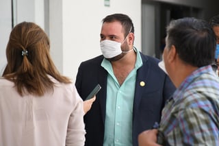 El alcalde aseguró que no está incumpliendo la ley en su intención de distribuir el dióxido de cloro. (ARCHIVO) 