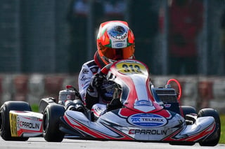  El piloto mexicano de 13 años Jesse Carrasquedo, pupilo del piloto de F1 Sergio Pérez, se entrenó entre el martes y el miércoles en el circuito de Navarra (España) y lo hizo al volante de un Fórmula 4. (ARCHIVO)