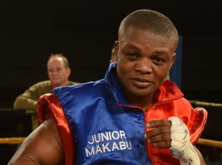 El peleador originario de la República Democrática del Congo, Ilunga Makabu (27-2, 24 KO's), Campeón Crucero del Consejo Mundial de Boxeo (WBC), defenderá su corona el próximo 19 de diciembre contra el nigeriano Olanrewaju Durodola. (CORTESÍA)