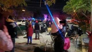 Una nueva jornada de reuniones sociales y aglomeraciones se vivió durante la noche del viernes y la madrugada del sábado en Torreón, esto pese a los reiterados llamados de las autoridades por evitar festejos que puedan derivar en mayores contagios del COVID-19. (EL SIGLO DE TORREÓN)
 