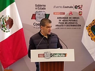 Miguel Ángel Riquelme Solís dio a conocer que recibirán un dotación inicial de 17 mil dósis de vacunas contra el Covid-19 para finales de este año.(EL SIGLO COAHUILA)
