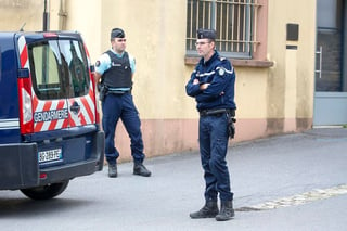 Un hombre de unos 20 años, conocido por su radicalización, hirió este miércoles con un cuchillo a un policía municipal de la localidad de Bollène, en el sur de Francia, según indicaron los medios locales. (ARCHIVO) 