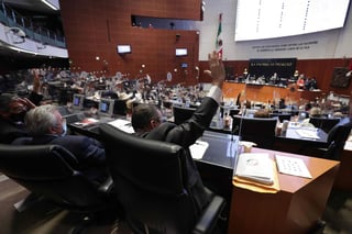 El pleno de Senado aprobó reformas a la Ley de Seguridad Nacional en materia de agentes extranjeros, e incluyó reservas que propuso el coordinador de Morena, Ricardo Monreal Ávila. (ARCHIVO)