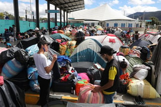 La Agencia de la ONU para los Refugiados y la Organización Internacional para las Migraciones lanzaron el jueves un plan de respuesta para los refugiados y migrantes venezolanos por 1,440 millones de dólares. (ARCHIVO) 