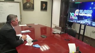 El presidente municipal Jesús Alfredo Paredes López presentó este jueves a través de un video en redes sociales un informe corto y sencillo de su segundo año de gobierno frente a la administración pública de Monclova. (SERGIO A. RODRÍGUEZ)