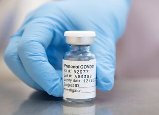 AstraZeneca admite que 'para superar la pandemia, se necesitará más de una vacuna'.
