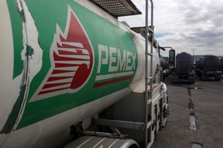 El gobierno federal entregó a Petróleos Mexicanos (Pemex) 95.6 mil millones de pesos para fortalecer su posición financiera. (ARCHIVO)