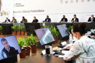El gobernador de Coahuila, Miguel Ángel Riquelme, informó tras sostener una reunión con la Alianza Federalista que hoy 16 de diciembre se colocaron en el estado los módulos de instalación para la aplicación de la vacuna contra el COVID-19. (ESPECIAL)