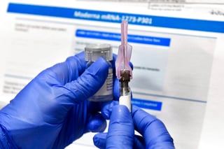 Estados Unidos aprueba segunda vacuna contra el COVID-19. (AGENCIAS) 