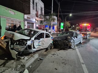 El accidente se registró cerca de las 2:40 de la madrugada de ayer domingo en calles de la ciudad de Torreón.