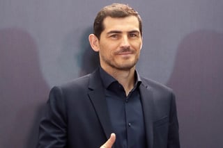 Iker Casillas, exguardameta y excapitán del Real Madrid y de la selección española, volverá al club como adjunto al director general de la Fundación, informó el club en un comunicado.
(ARCHIVO)