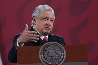 El presidente Andrés Manuel López Obrador informó que decidió cancelar su gira de fin de año por la Ciudad de México para evitar aglomeraciones y posibles contagios de COVID-19 en la capital del país.
(ARCHIVO)