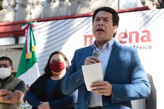 El líder de Morena, Mario Delgado, calificó la coalición entre PAN, PRI y PRD como 'alianza tóxica'. (ARCHIVO)
