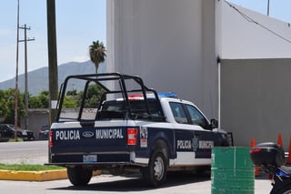 La Dirección de Seguridad Pública de la ciudad de Torreón, informó sobre la detención de dos sujetos identificados como Alejandro “N” y Oswaldo “N”, quienes son señalados como presuntos responsables de los delitos de robo y abuso de confianza. (ARCHIVO)
