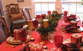 El 24 de diciembre es una fecha que muchas personas adoran (a excepción de los Grinch's) porque las familias se reúnen, se prepara una cena deliciosa y se intercambian regalos… lo mejor: no hay trabajo ni escuela. (ESPECIAL)
