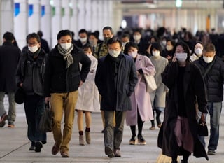 Las autoridades de Japón anunciaron hoy que han detectado por primera vez varios casos de la nueva cepa de coronavirus que portaban viajeros que llegaron al país procedentes del Reino Unido.
(EFE)