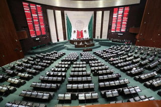El acuerdo final registrado ante el Instituto Nacional Electoral, posee una copia, detalla que la coalición Va por México se alió completamente en todos los distritos federales de 18 estados; parcialmente en cinco entidades y en nueve irán separados.

(ARCHIVO)