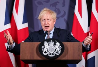 Aunque el acuerdo del Brexit es de mínimos, se aproxima bastante a la idea que el primer ministro británico, Boris Johnson, tenía al empezar a negociarlo y puede servir como punto de partida para ampliar la relación en el futuro. (ARCHIVO)