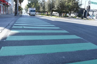 La zona de circulación de bicicletas y motocicletas tendrá un rayado y coloración especial en verde. (FERNANDO COMPEÁN)