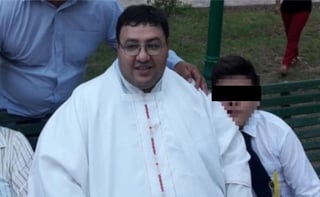 El sacerdote se hizo acreedor a criticas y comentarios negativos tras hablar sobre la interrupción del embrazo en redes sociales (CAPTURA)