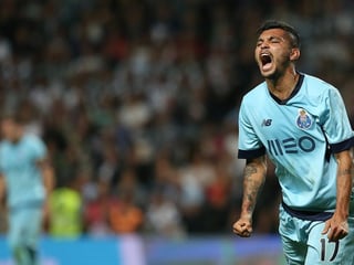 ‘Tecatito’, elegido el mejor jugador de Portugal en 2020. (Instagram @jesustecatitoc)