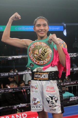 Tras consagrarse campeona mundial femenil WBC, a Yulihan se le abrieron muchas puertas. (Cancún Boxing)