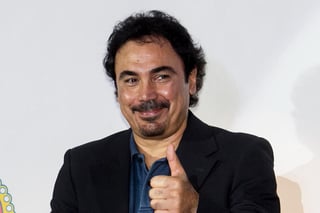 Hugo Sánchez reveló por qué no firmó contrato como entrenador de Cruz Azul, evidenciando que la nueva directiva cementera no tiene dinero. (ARCHIVO)