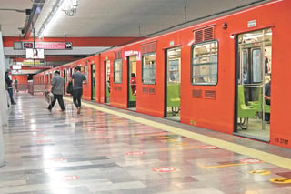 Debido al incendio que se registró en el Puesto Central de Control I (PCCI) del Sistema de Transporte Colectivo Metro, ubicado en la calle Delicias, se informó que las líneas 1, 2, 3, 4, 5 y 6 se encuentran momentáneamente fuera de servicio. (ARCHIVO)