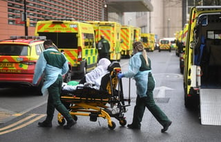 El Reino Unido ha registrado 1,243 muertes por COVID-19 en 24 horas, el número más alto de decesos en un solo día desde el récord de 1,325 computado el pasado 8 de enero, informó este martes el ministerio de Sanidad. (ARCHIVO) 