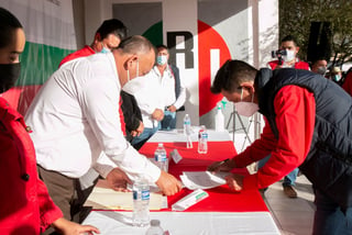 Ayer sábado se registraron los candidatos de los municipios de La Laguna al ser el último día del plazo emitido en la convocatoria. (EL SIGLO DE TORREÓN) 