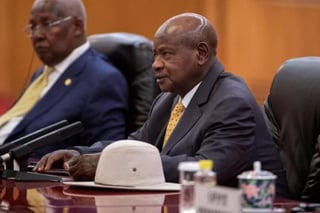 Si de algo sabe Yoweri Kaguta Museveni, presidente de Uganda desde hace 35 años y quien liderará este país africano. (Especial) 