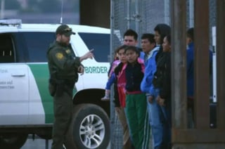 Cuatro de las cinco migrantes mexicanas que permanecían detenidas en el centro de detención migratoria de Irwin (Georgia, EUA) y que fueron víctimas de malas prácticas médicas, fueron liberadas en diciembre en aquel país, informó este martes la Secretaría de Relaciones Exteriores (SRE) de México. (AGENCIAS / EFE )