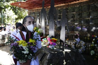 El arzobispo de la capital de El Salvador, José Luis Escobar, dijo este miércoles que la Iglesia católica colaborará con una inspección judicial en el proceso penal por la masacre de unos 1,000 campesinos en El Mozote (1981). (ARCHIVO)